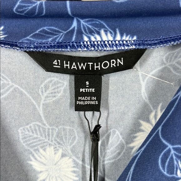 41 Hawthorn Floral Blue Sleeveless Top - Picture 5 of 5
